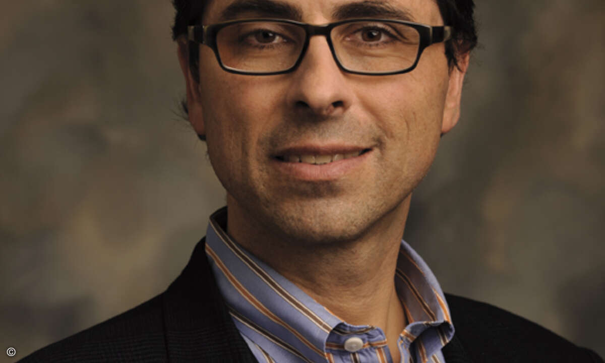 »Heute sind verstärkt kleinere energieeffiziente Prozessoren gefragt, die sich flexibel in für spezielle Anwendungen optimierte Server einsetzen lassen. One size fits all gilt im Server-Markt nicht mehr.« Andrew Feldmann, Corporate Vice President der