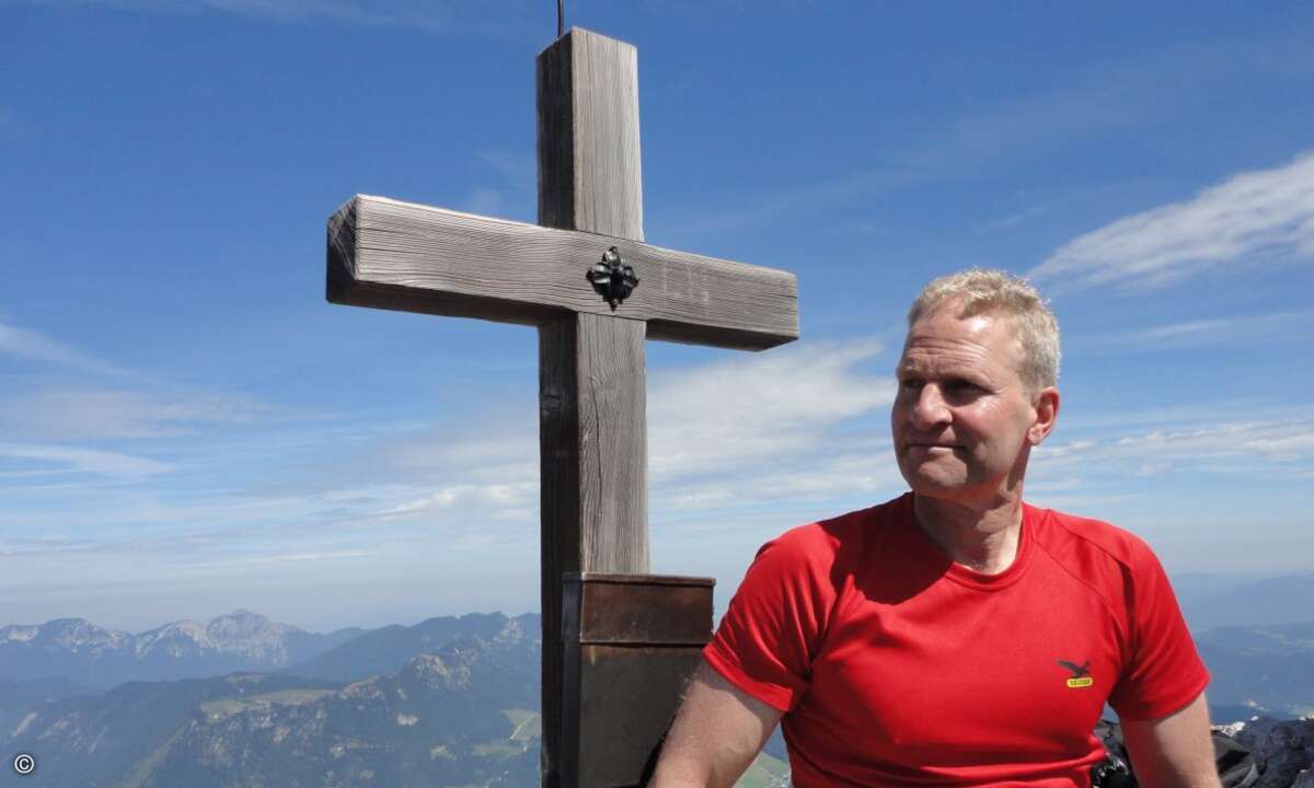 »An oberster Stelle stehen für uns Sicherheit und reibungslose Kommunikation. Bei einem Systemausfall brauchen wir eine Systemtechnik, die weiterhin einen nahtlosen Betrieb ermöglicht.« Ingo Nicolay, Geschäftsführer des DAV Summit Club (Foto: DAV Sum