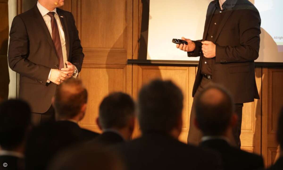 Bernd Heinrichs, Managing Director für das Thema Internet of Things bei Cisco, im Gespräch mit Thorsten Müller von Bosch, Foto: Cisco