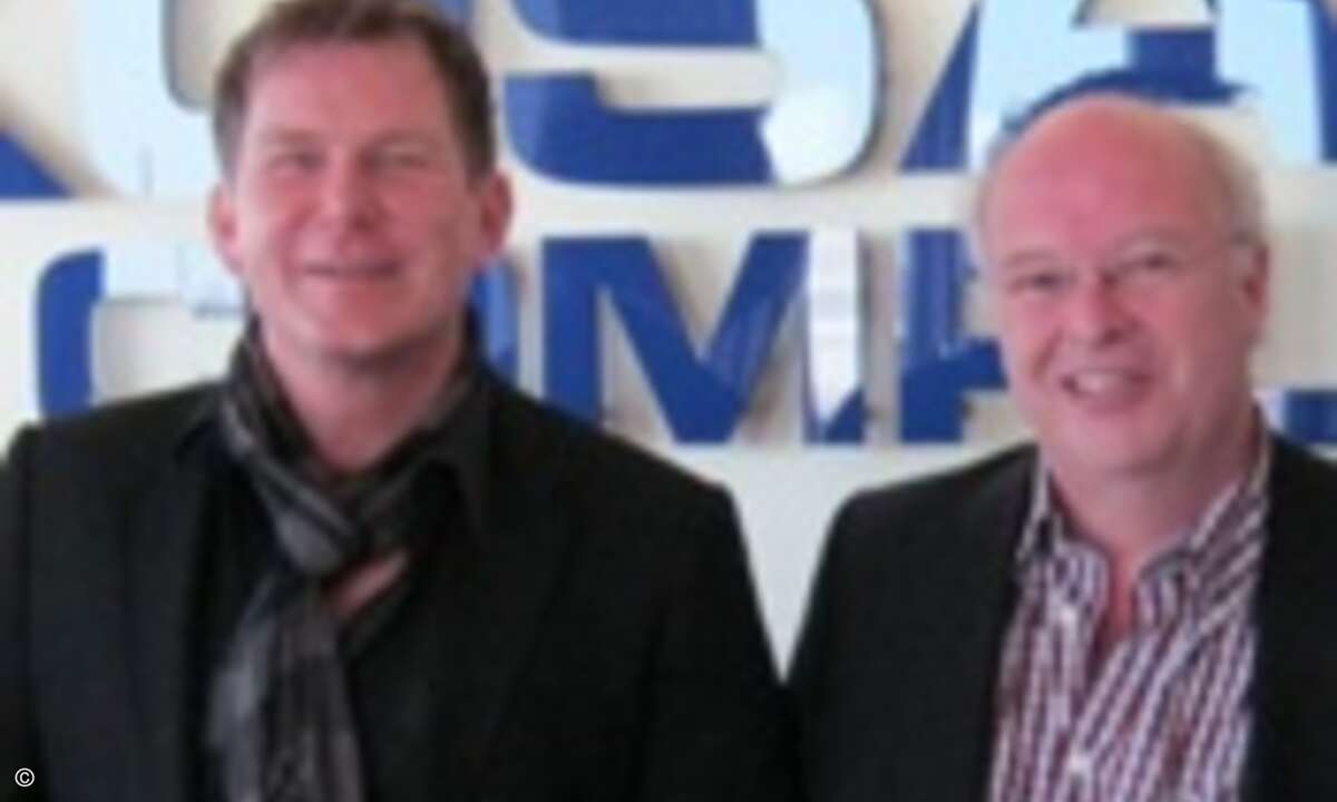 Andreas Sander mit seinem Co-Geschäftsführer Siegbert Wortmann (Bild: Kosatec)