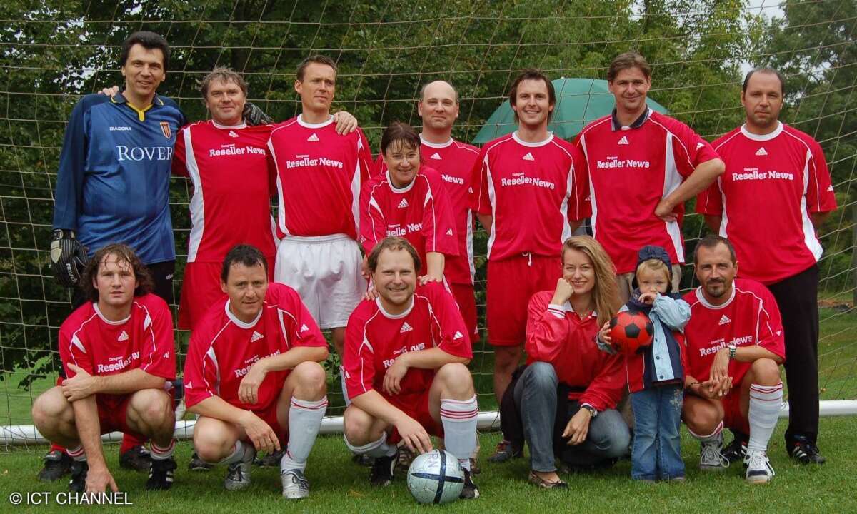 Die CRN-Mannschaft Roter Stern Reseller