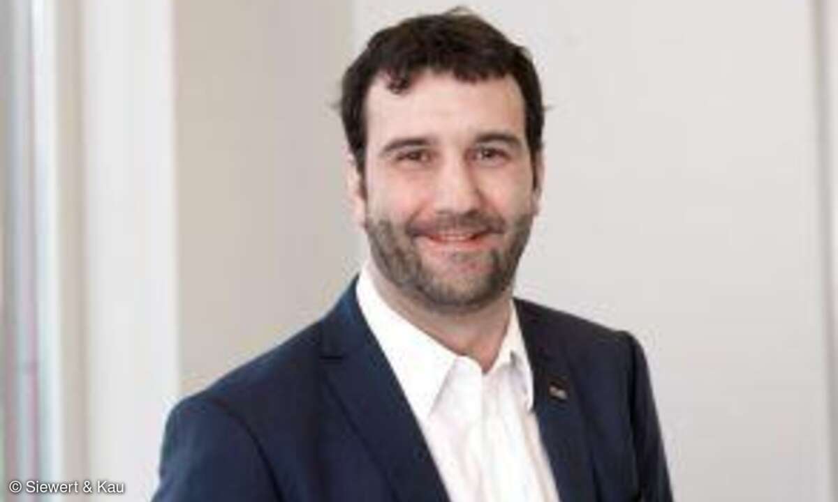 Yves Plaire, Vertriebsdirektor Siewert & Kau