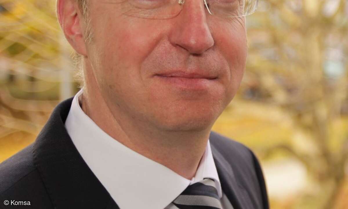 »Viele Endverbraucher müssen sich technologisch neu orientieren, um wettbewerbsfähig zu bleiben« Steffen Ebner, Vice President Systems & Solutions bei Komsa