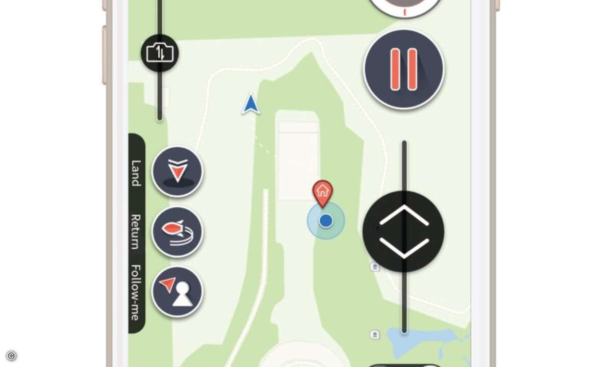 Gesteuert wird der Quadcopter einfach und intuitiv per Smartphone App