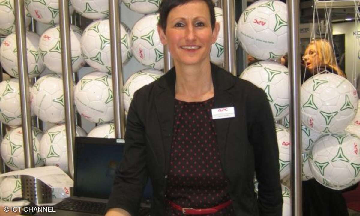 Karin Hernik, Regional Channel + Partner Team Manager bei Schneider Electric
