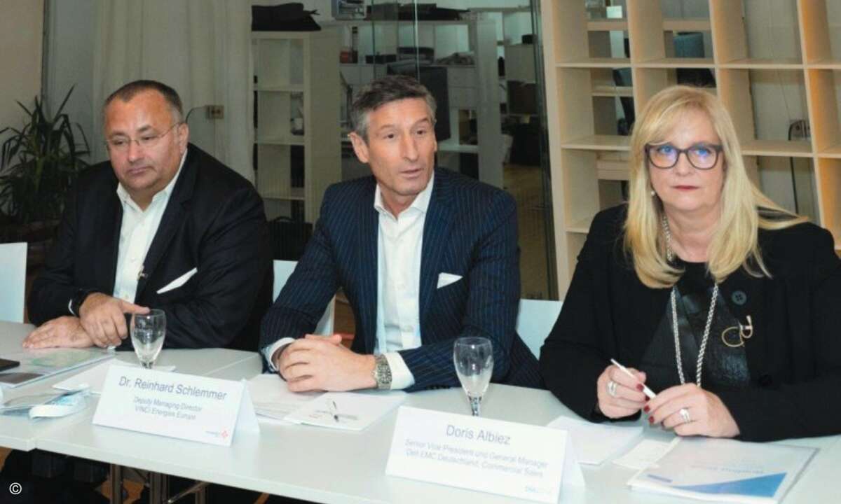 Channel-Roundtable mit (v. li.) Dinko Eror (Dell EMC), Reinhard Schlemmer (Vinci Energies Europe), Doris Albiez (Dell EMC) sowie…