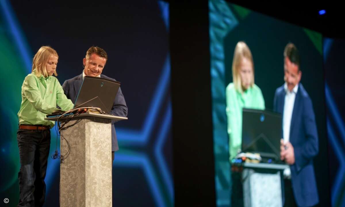 Wie üblich ließ Marketingchef Jeremy Burton seinen Sohn demonstrieren, dass die Dell-EMC-Systeme kinderleicht zu bedienen sind