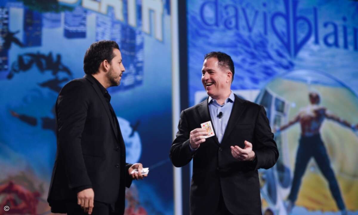Michael Dell (rechts) mit dem bekannten Magier David Blaine, der anschließend noch die neuen Server mit enthüllen durfte