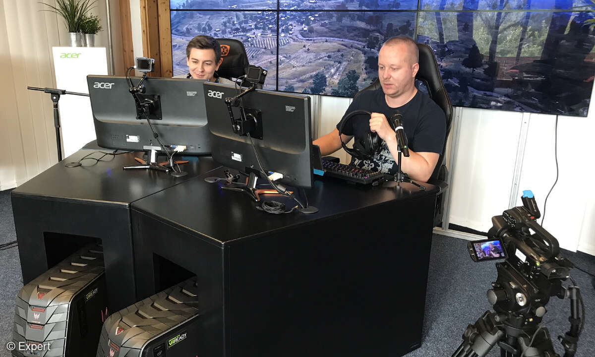 Um die Zielgruppen besser zu erreichen, hat auch Expert eigene E-Sports-Teams gegründet und stellt ihnen eine Gaming-WG als Übungsplatz zur Verfügung