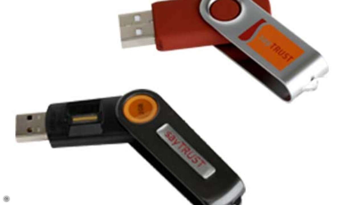 Saytec bietet verschiedene »Saytrust«-Clients an, darunter auch einen mit Fingerprint-Sensor (li.)