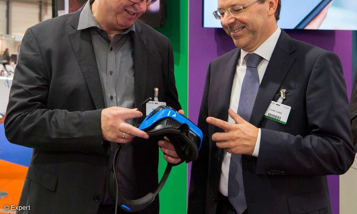 Der Expert-Vorstandsvorsitzende Volker Müller (li.) und sein Nachfolger Jochen Ludwig