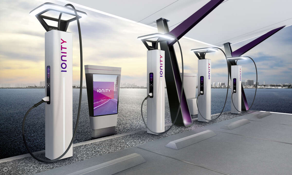 Auch unterschiedliche Ladestandards machen den BEsitzern von Elektroautos zu schaffen