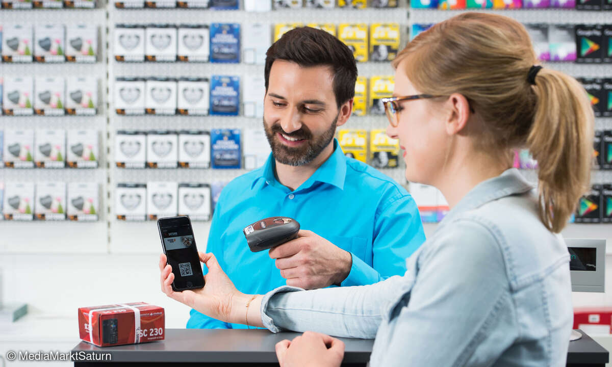 Einige Shops wie Saturn setzen auch auf eigene Bezahllösungen per App