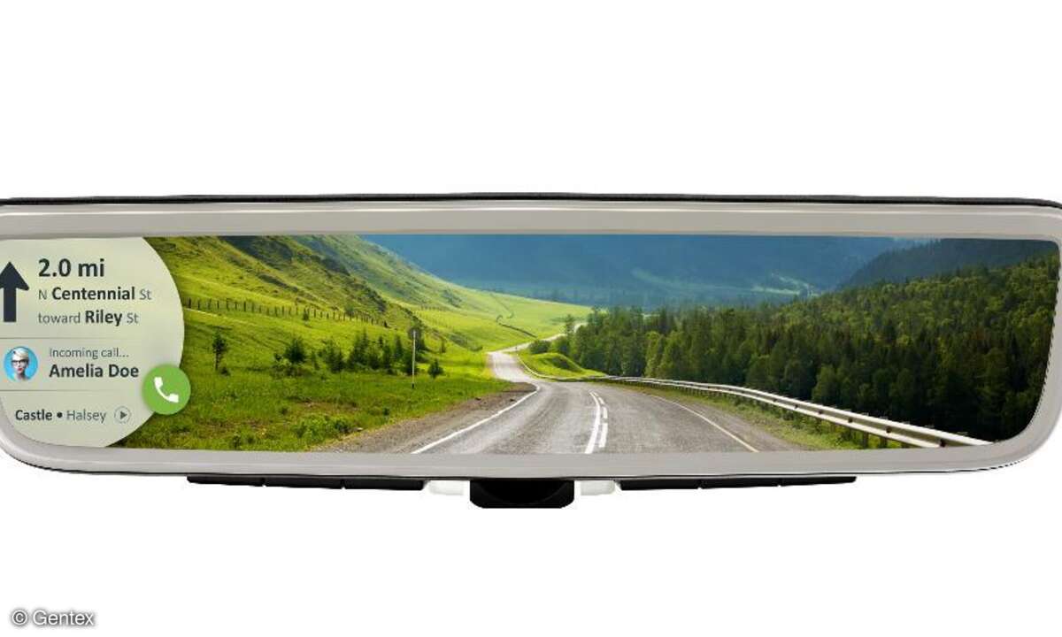 Auch das Navigationssystem lässt sich im digitalen Rückspiegel darstellen