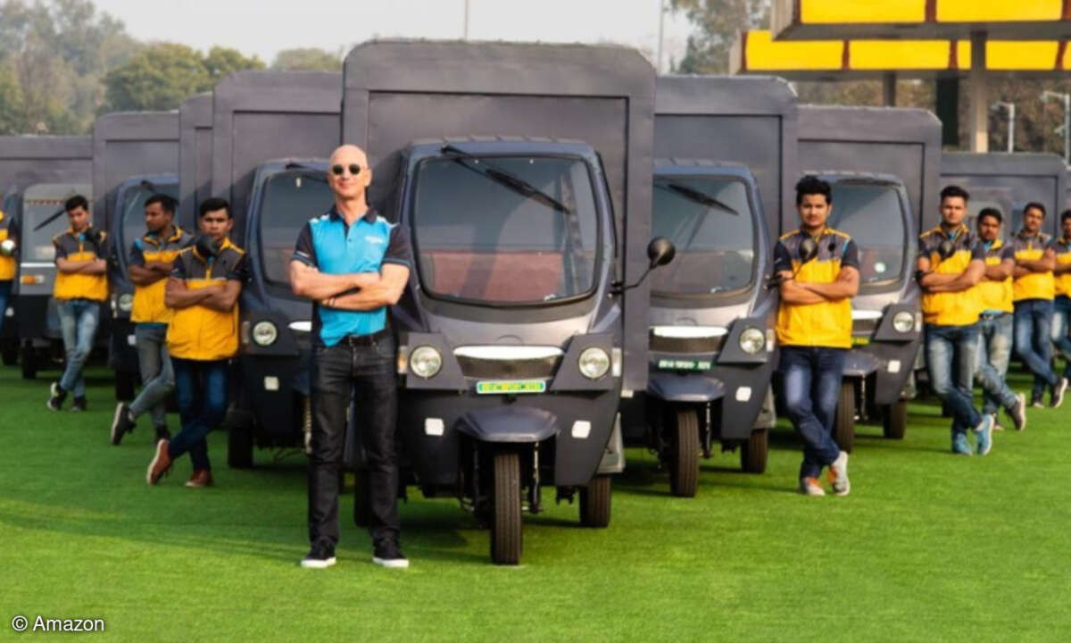 Amazon-Chef Jeff Bezos und die hauseigene Rikschaflotte