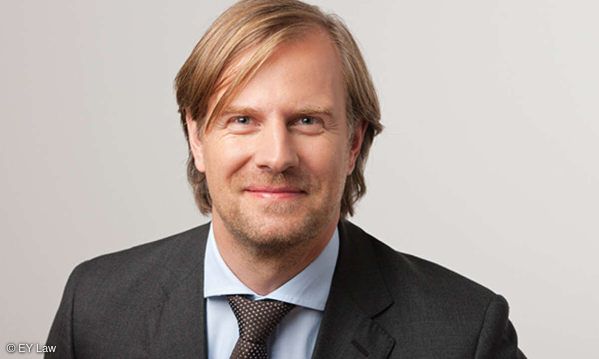 Olaf Riedel, EY