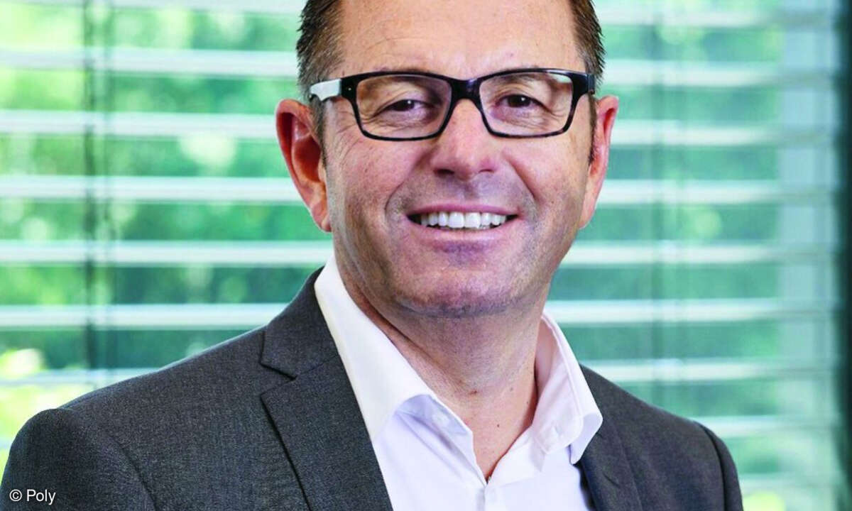 Poly Henning schäfer
