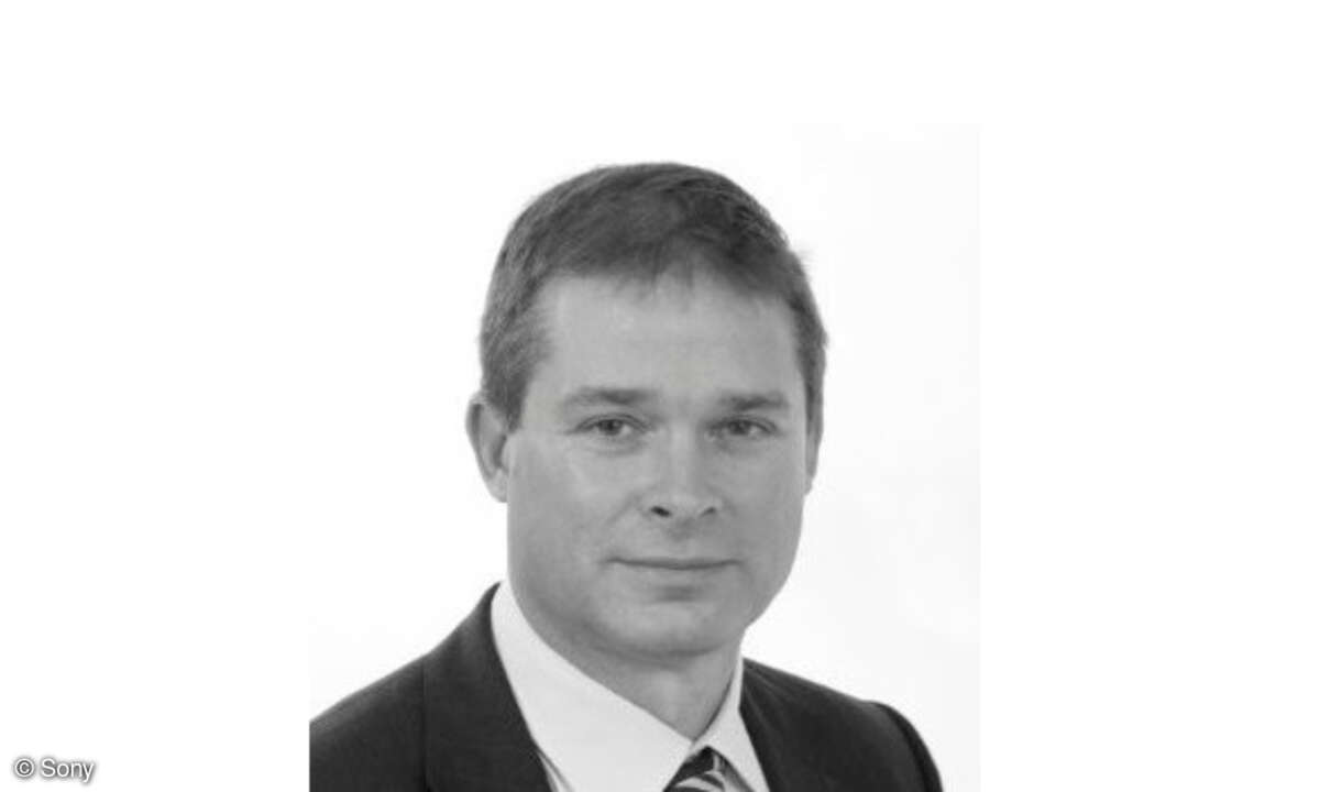 Sony Giles Wood