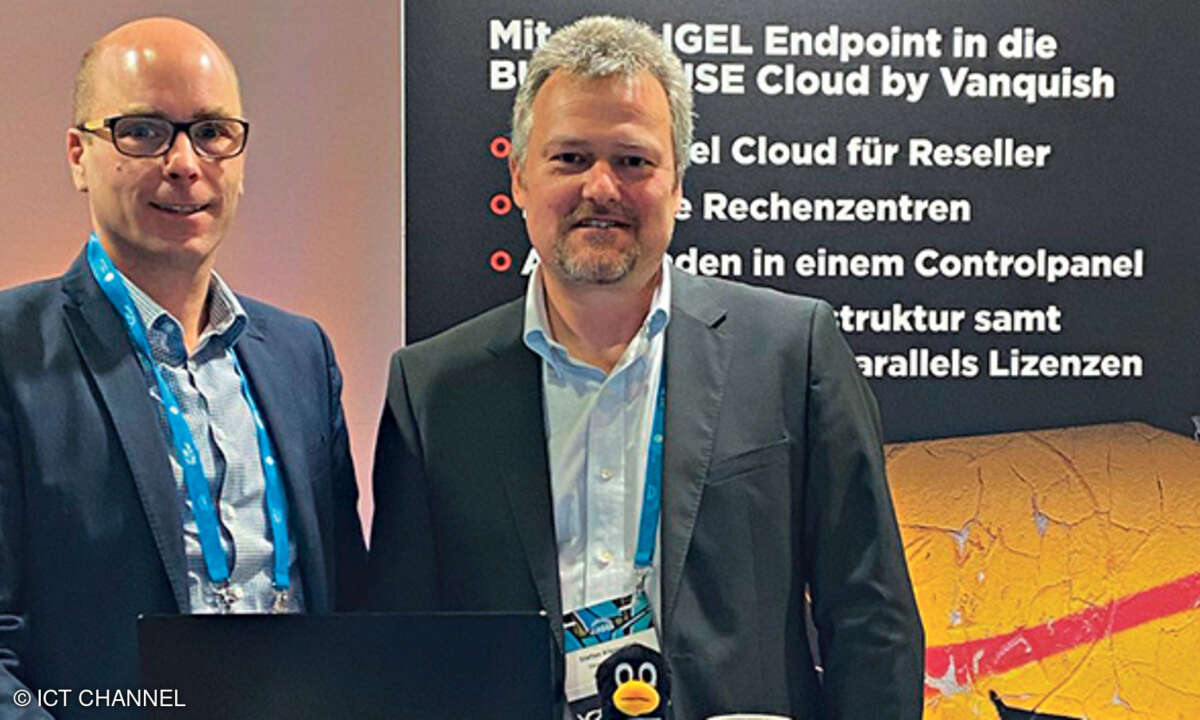 Henning Jasper (li.) und Stefan Kleesattel, Gründer und Geschäftsführer der Vanquish GmbH, auf der Igel Disrupt in München