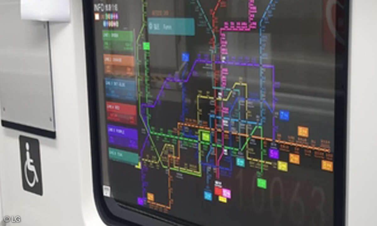 Tranparentes LG-OLED-Display in der U-Bahn