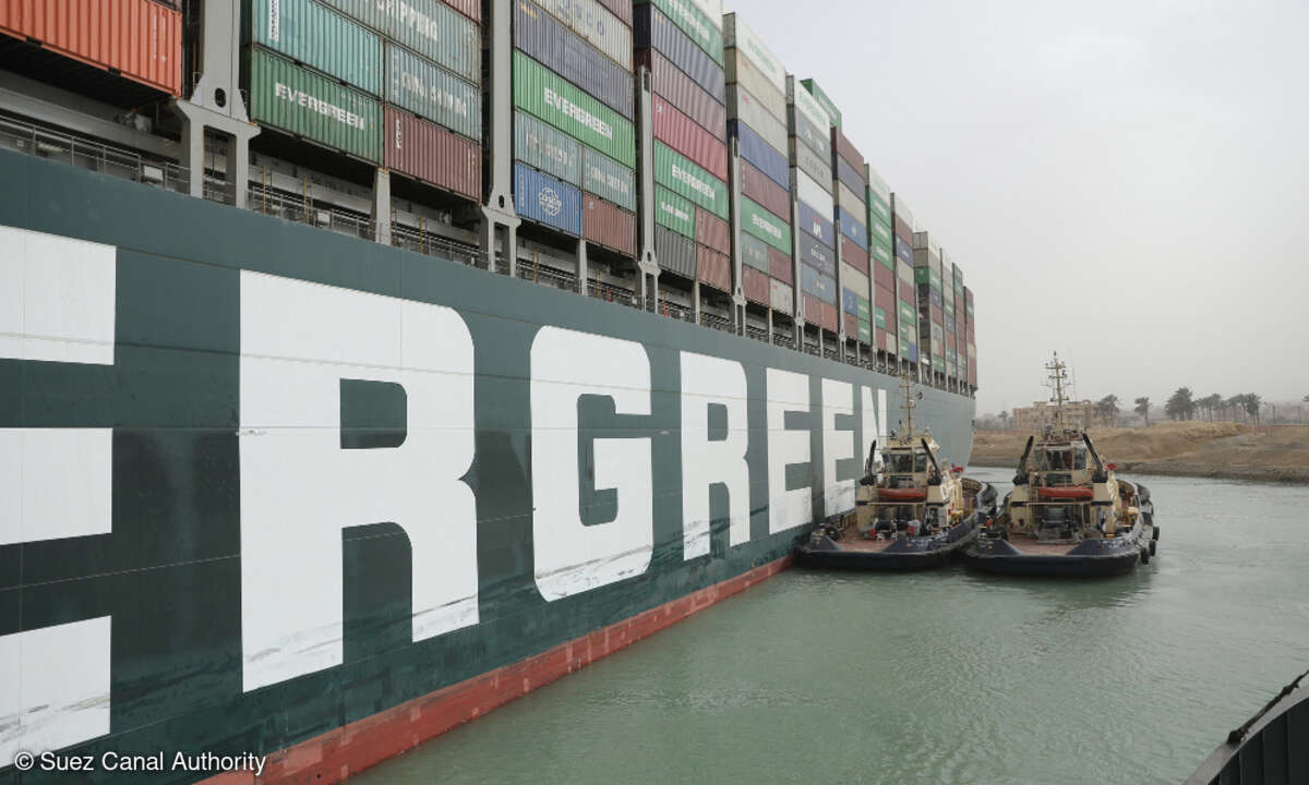 Containerschiff Ever Given im Suezkanal