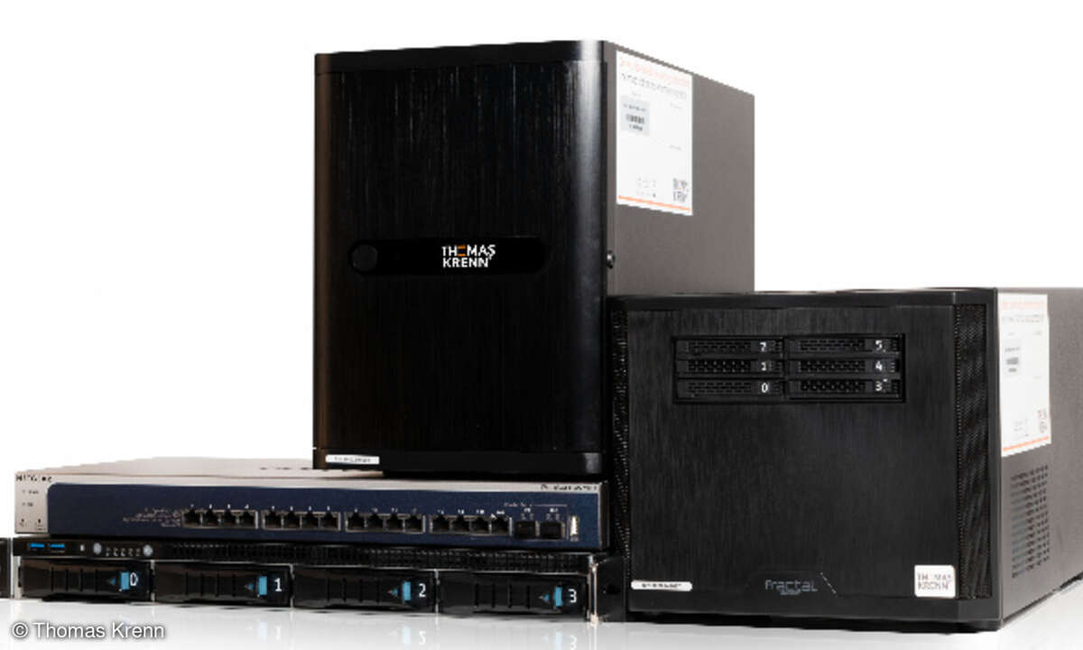 Die Komponenten der Azure Stack HCI Micro-Cluster (oben Micro-Cluster TI, rechts Micro-Cluster TA unten Netgear-Switch und Micro Cluster RA bzw. RI)