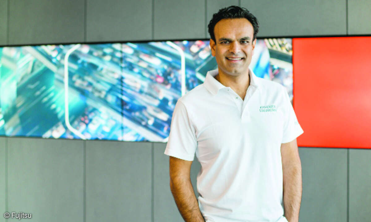 Santosh Wadwa, Fujitsu