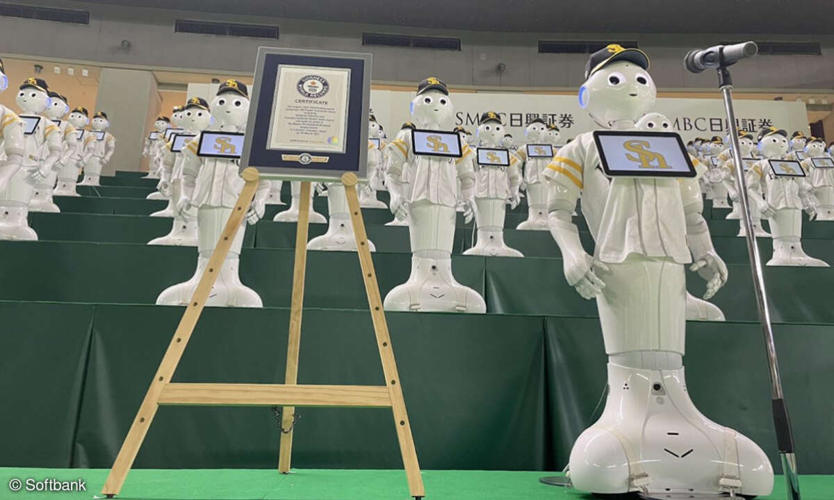 100 Cheerleader-Roboter von Softbank stellen einen Weltrekord auf