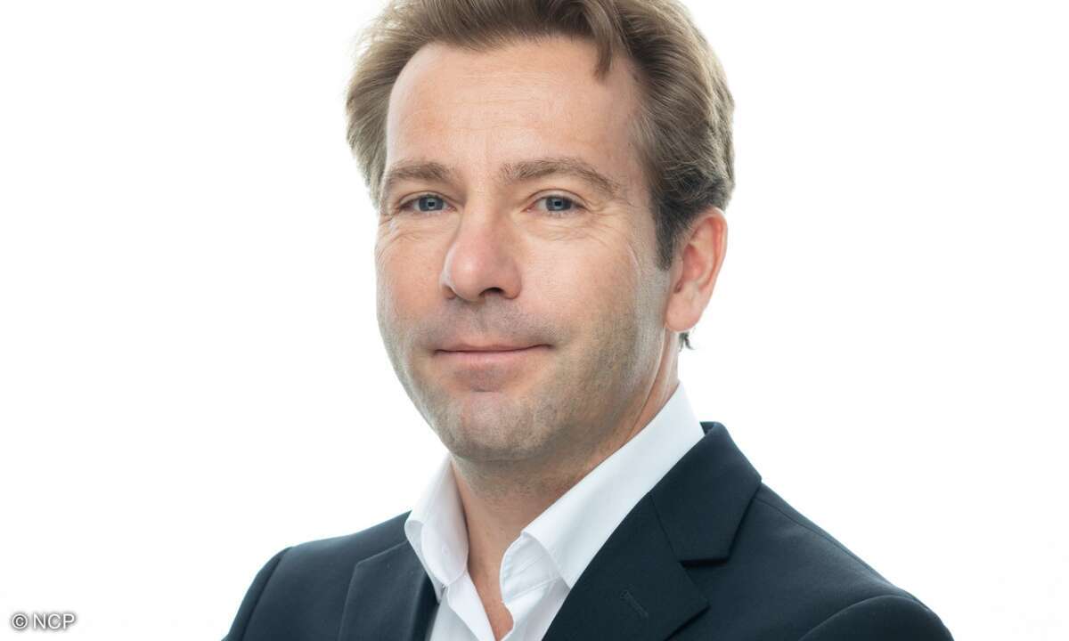 Oliver Bezold, NCP