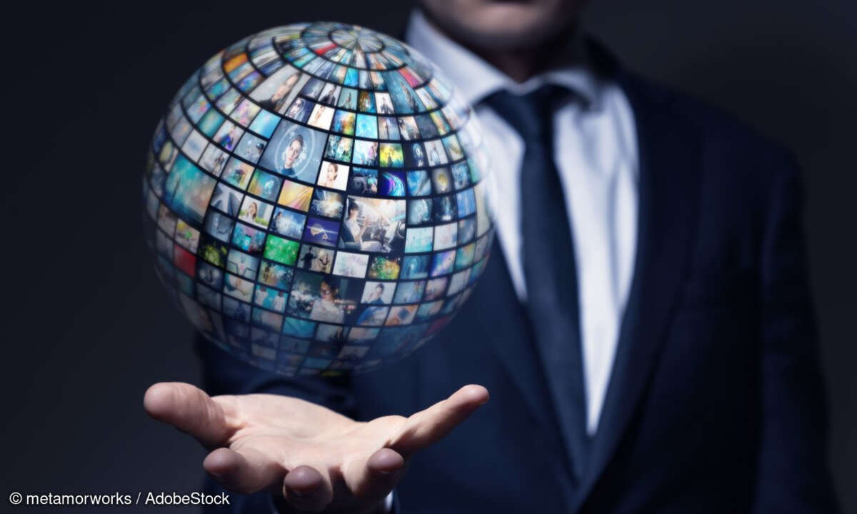 Displays around the world