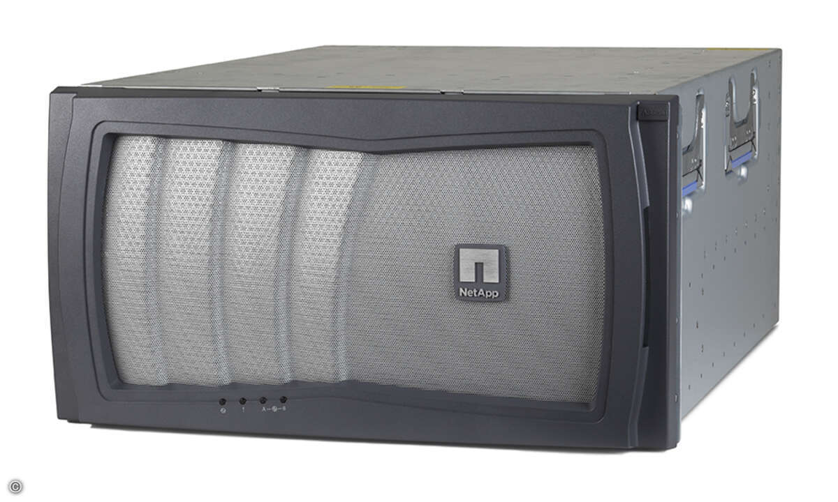 110824_netapp_FAS6280_Right