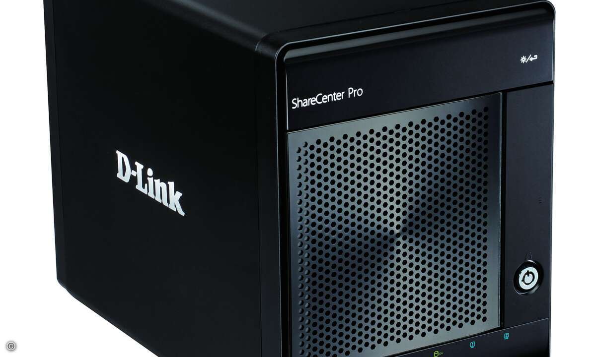 110906_dlink_DNS-1100-04_Side
