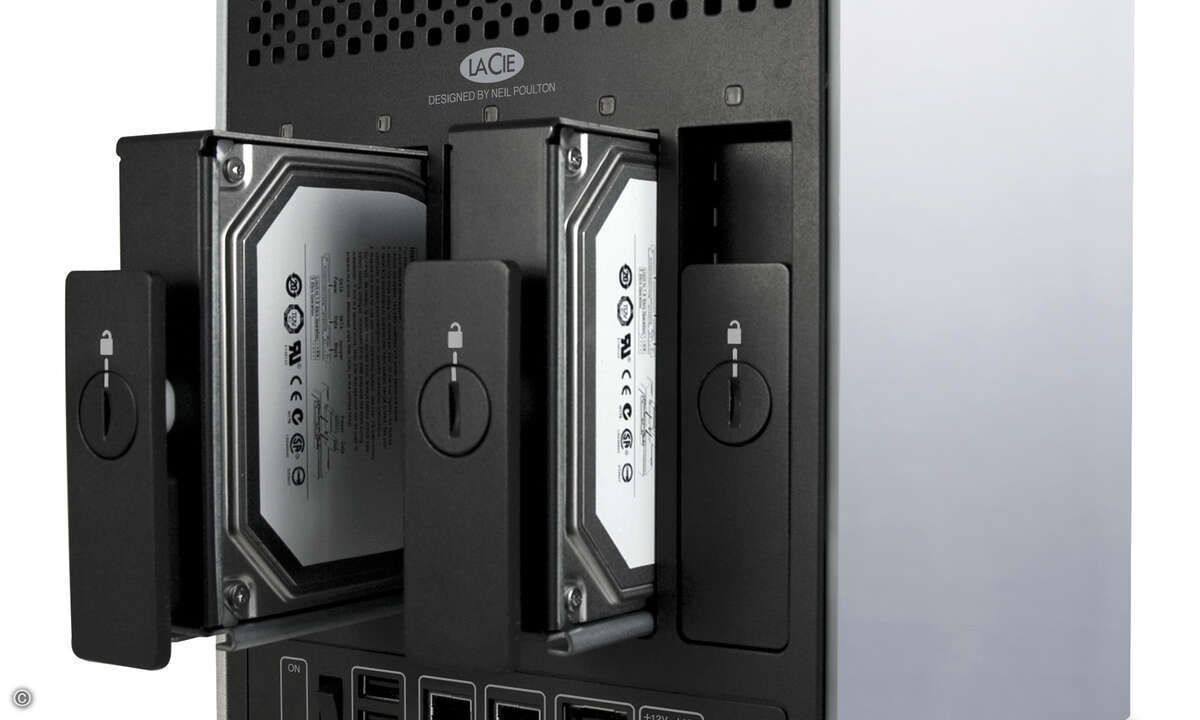 120404_lacie_5big_Network2_Back-Drives