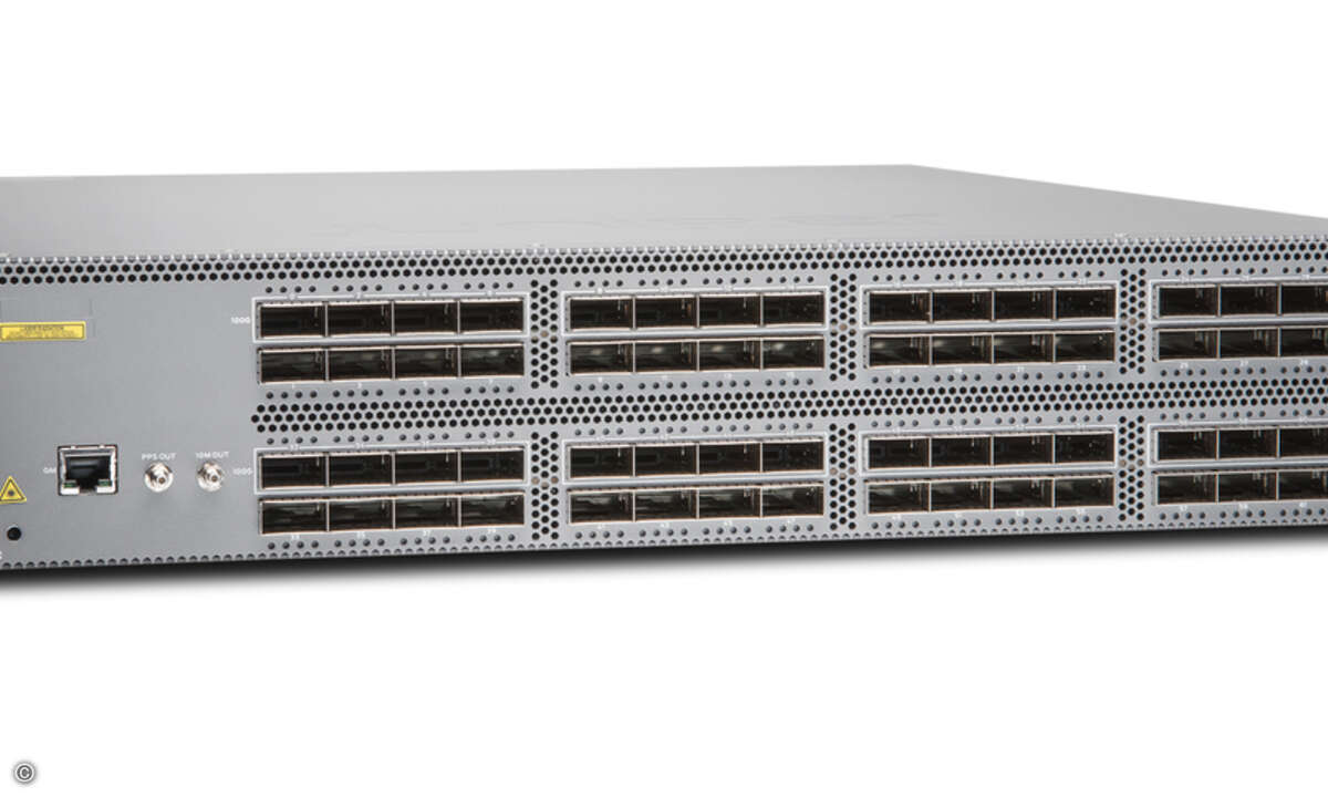 151110_Juniper_QFX_5200
