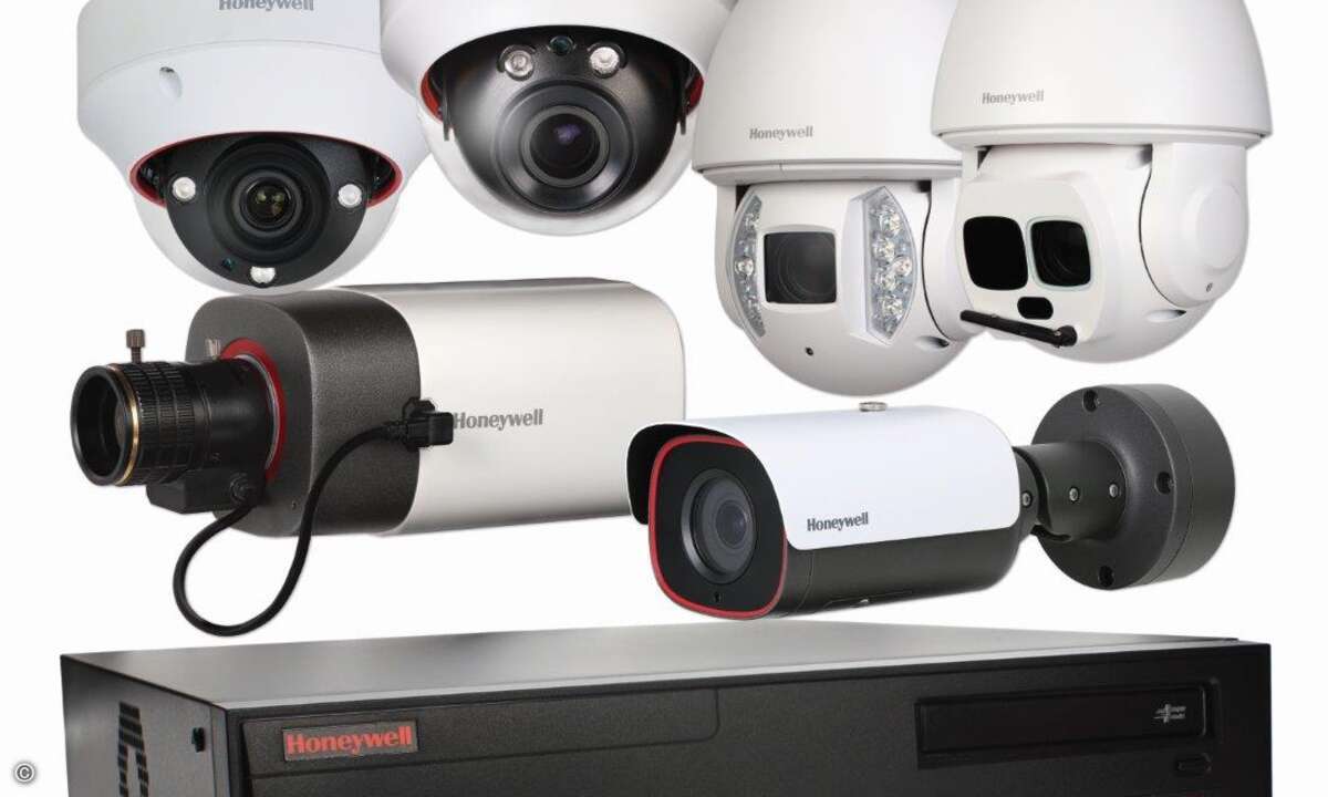 161214_equIP_HDZ_Camera_Family_with_MAXPRO_NVR