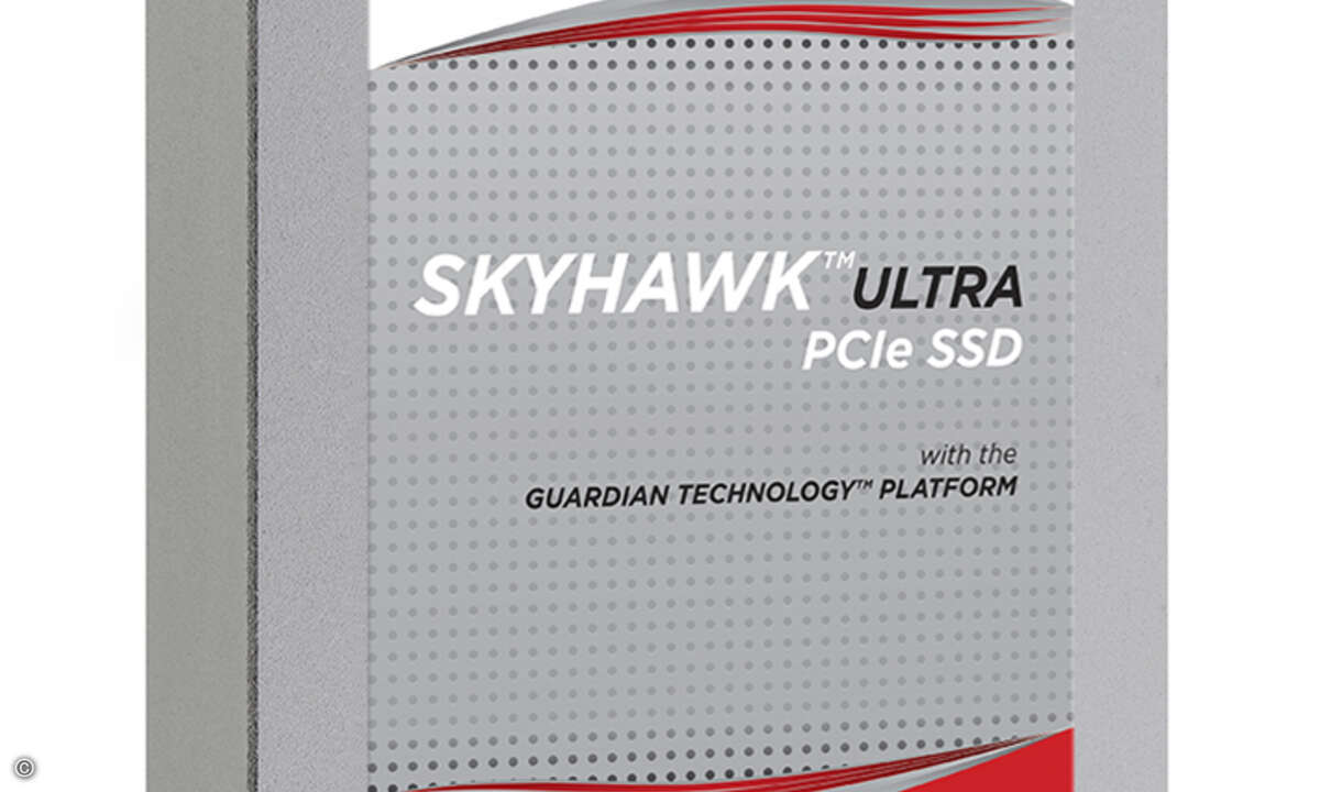 skyhawk_right_label_ultra_LR