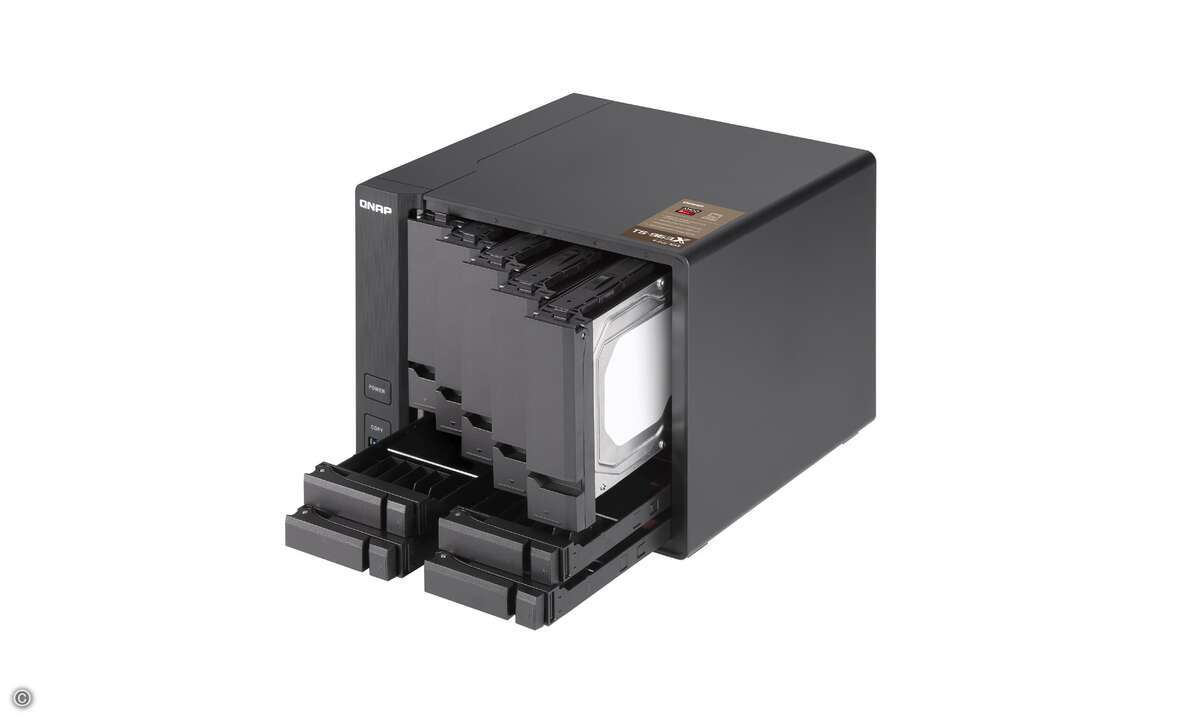 QNAP_TS-963X_Hot-swappable_2