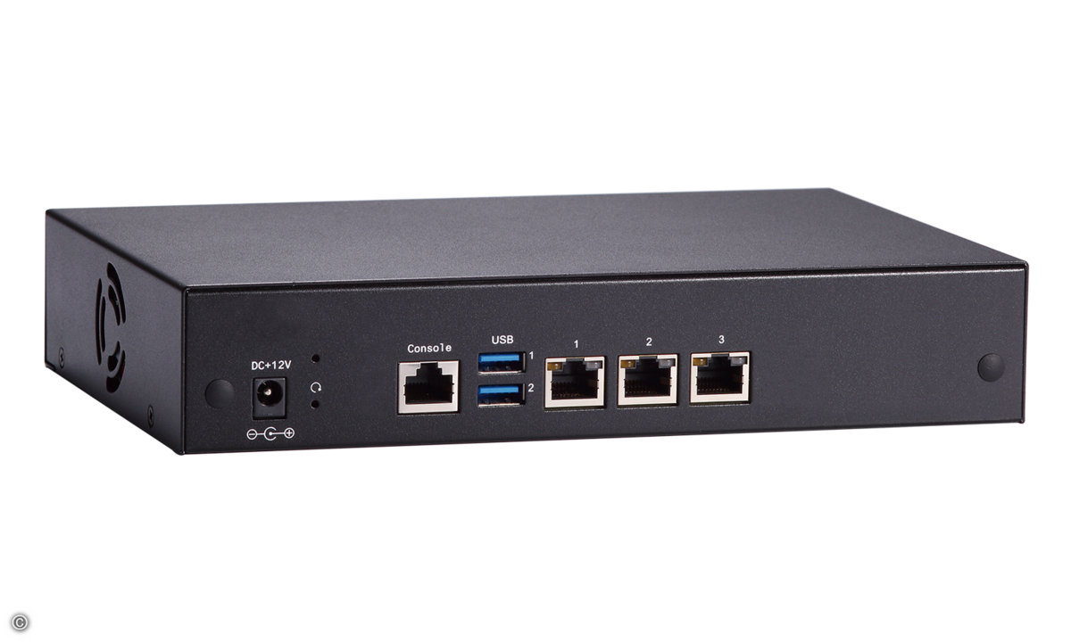 NA345E_rear_4 LAN2