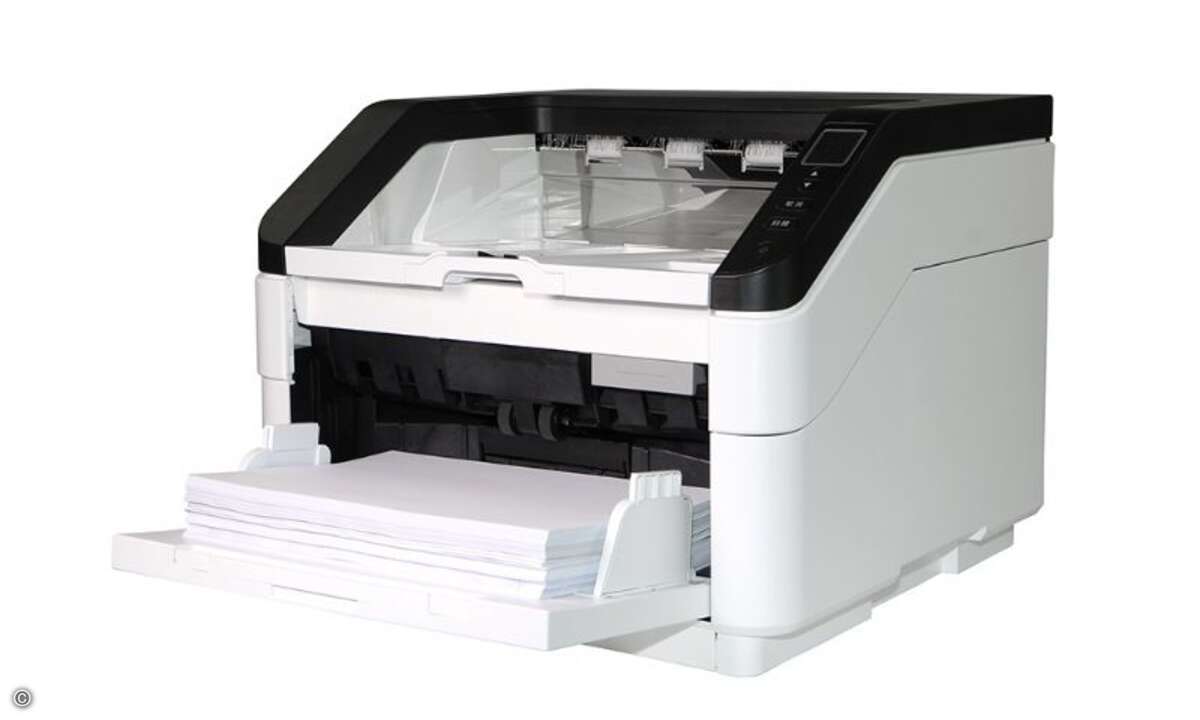 Avision_With_Paper
