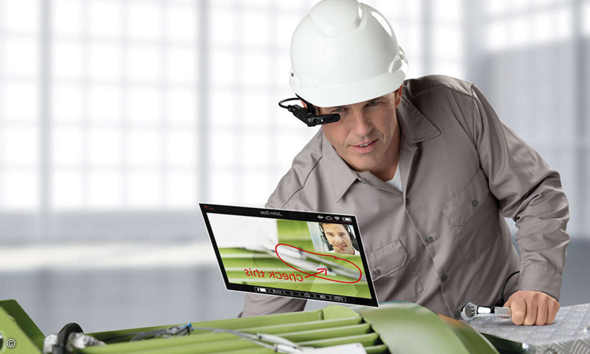 working repairman auto mechanic