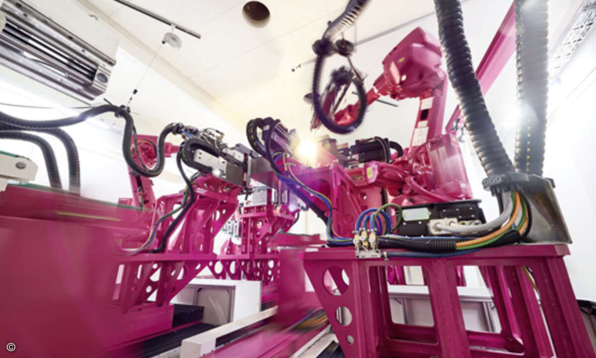 online_Bild 5 rittal_maschine