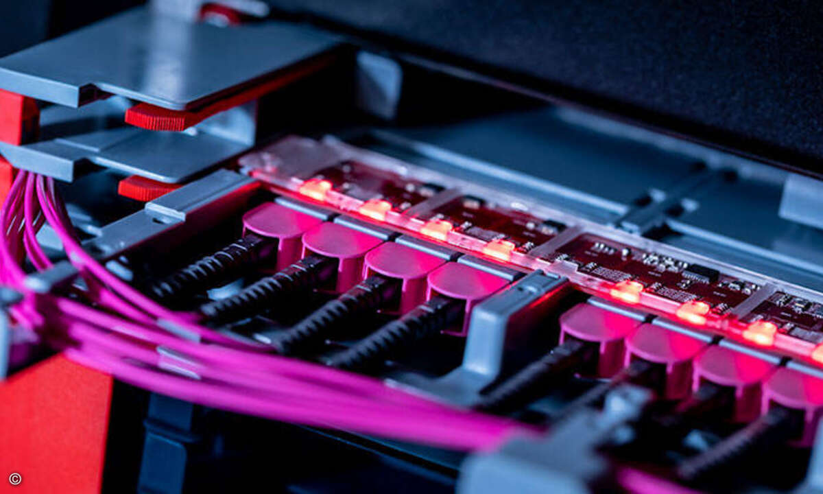 R-M-presents-new-optical-cabling-solution-and-DCIM-software-for-Data-Center-and-Edge-at-Data-Centre-World_i1140
