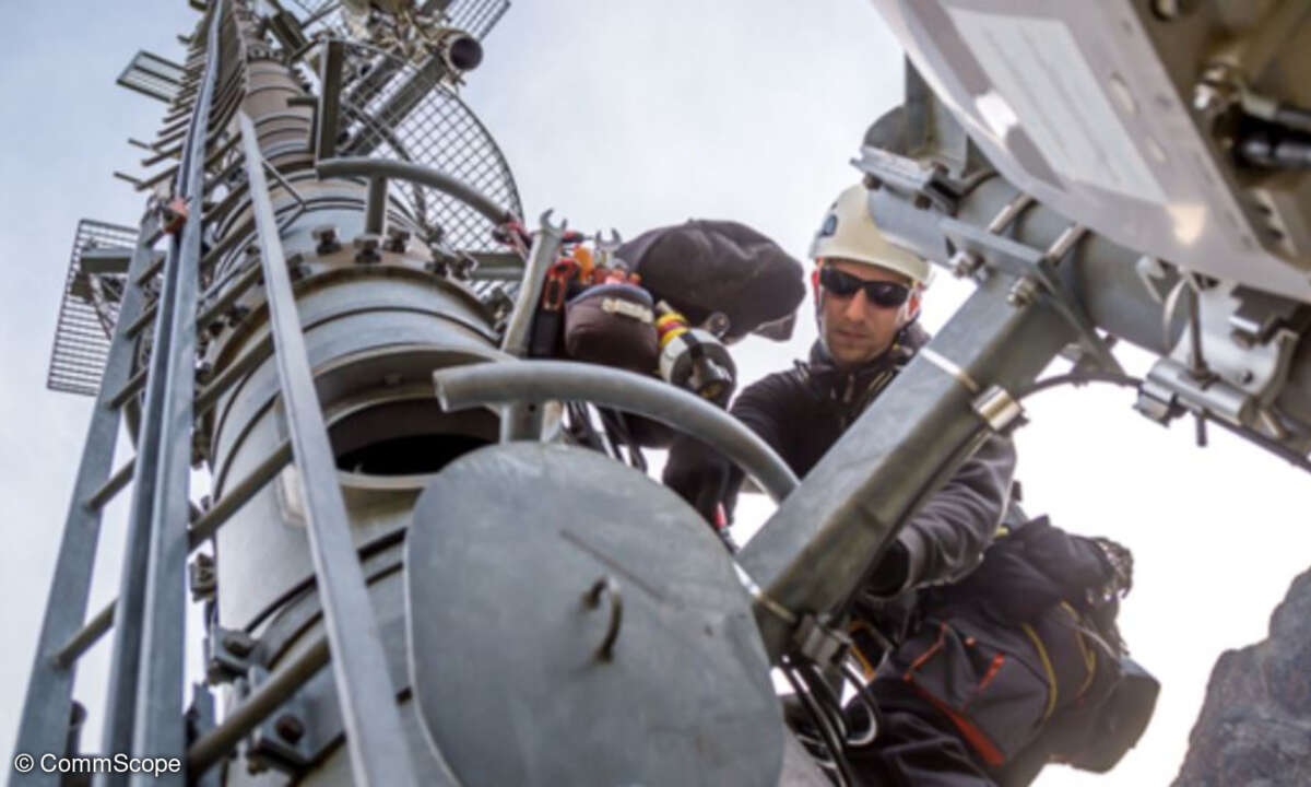 Heliax SkyBlox zielt speziell auf die Rationalisierung, Vereinfachung und Unterstützung einer optimalen Netzwerkleistung für neue oder erweiterte Fiber-to-the-Antenna-Implementierungen (FTTA)