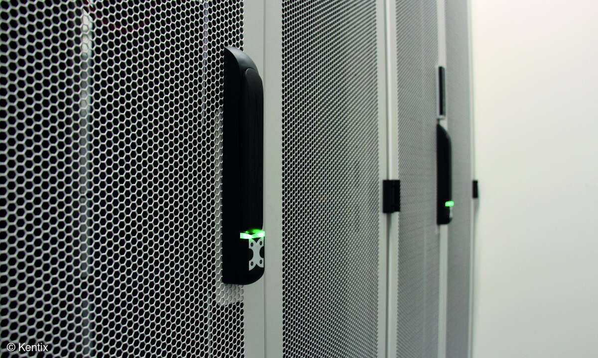 Intelligenter Rack-Hebel für den Zutrittsschutz von zentralen und dezentralen IT-Schränken.