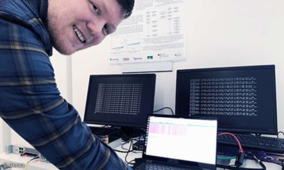 Kryptoforscher Stefan-Lukas Gazdag zeigt einen Demonstrator für quantenresistente VPNs.