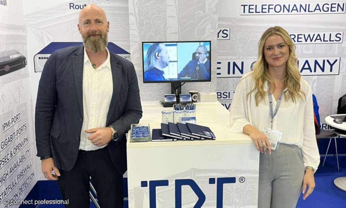 Thorsten Skotnica und Sarah Nichifor von TDT