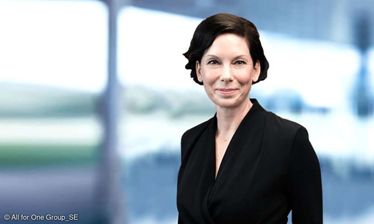 Ursula_Porth_All_for_One_Group_SE_web