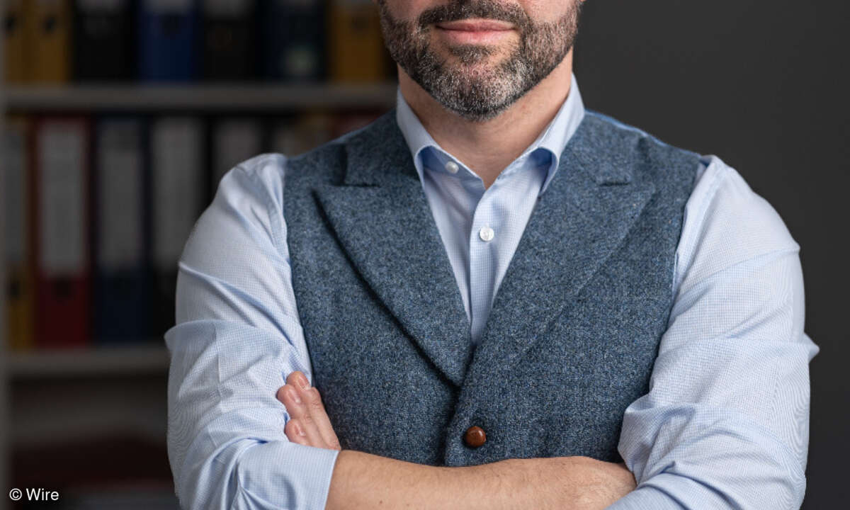 Juan Perea Rodriguez, Wire
