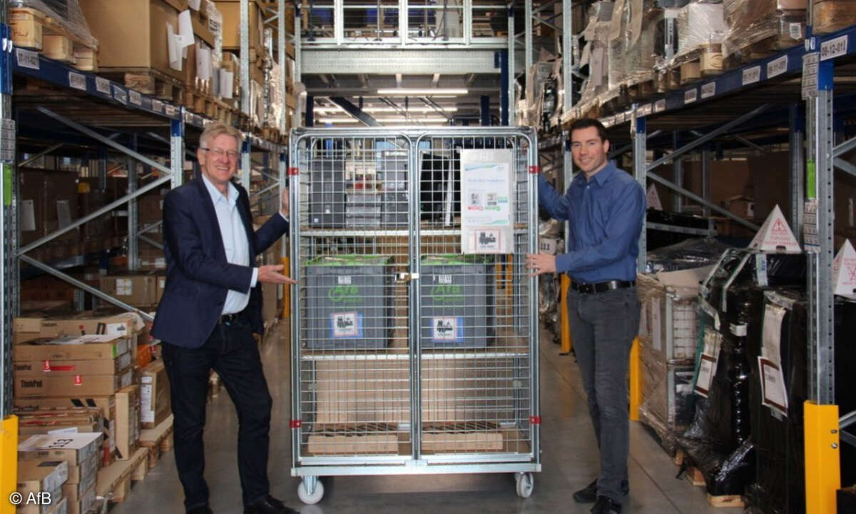 Daniel Büchle, Geschäftsführer beim Refurbisher AfB (rechts), mit Firmengründer Paul Cvilak