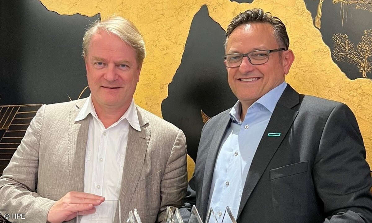 Gerry Steinberger (rechts), Leiter Partner Ökosystem Deutschland, mit Marc Fischer, Vorsitzender der Geschäftsführung, auf dem HPE Partner Growth Summit